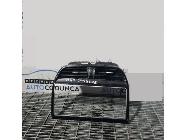 bontott JAGUAR F-PACE Középső Szellőző