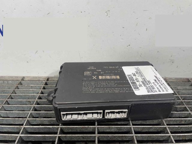 bontott JAGUAR F-PACE Központizár Elektronika