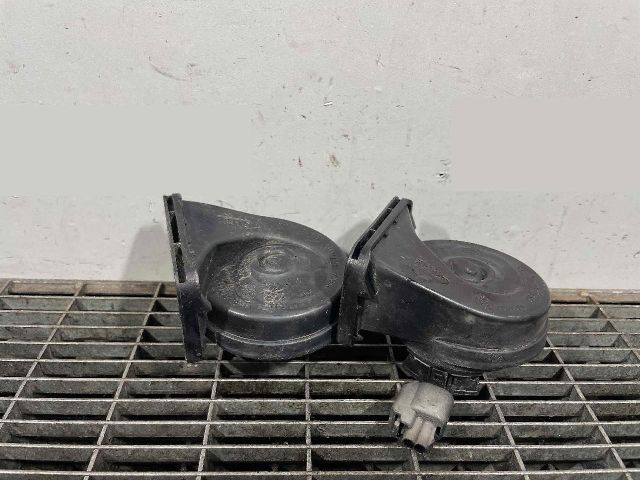 bontott JAGUAR F-PACE Kürt