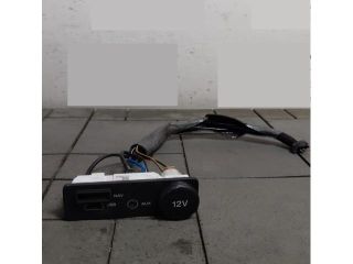 bontott JAGUAR F-PACE USB HUB