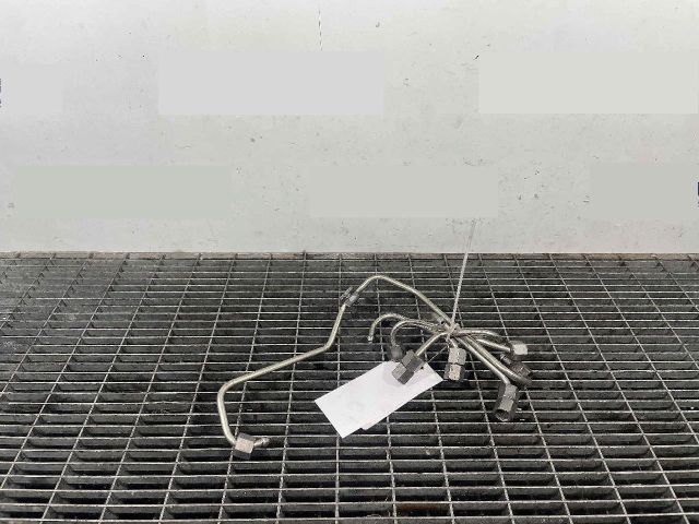 bontott JAGUAR F-PACE Üzemanyagcső