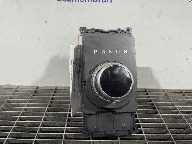 bontott JAGUAR F-PACE Váltógomb