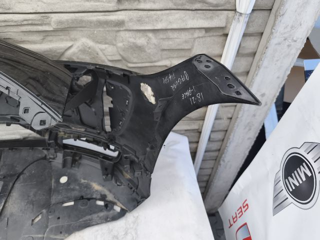 bontott JAGUAR I-PACE Első Lökhárító (Üresen)