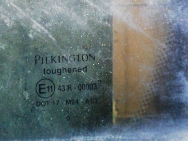 bontott JAGUAR S-TYPE Bal C Oszlop Oldalablak Üveg