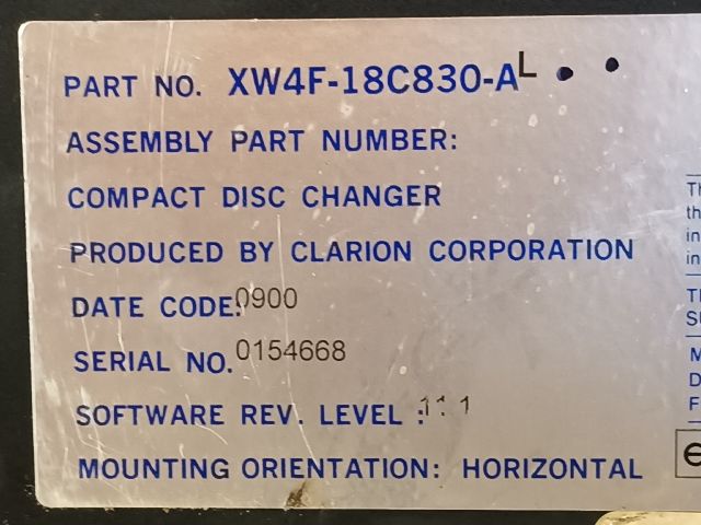 bontott JAGUAR S-TYPE CD / DVD Tár