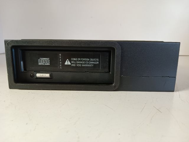 bontott JAGUAR S-TYPE CD / DVD Tár