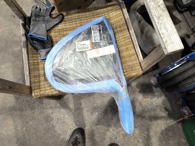 bontott JAGUAR S-TYPE Jobb hátsó Fixüveg (Ajtóban)