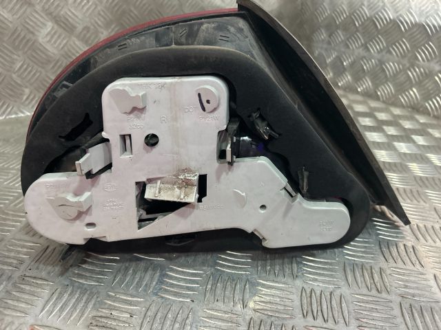 bontott JAGUAR S-TYPE Jobb Hátsó Lámpa