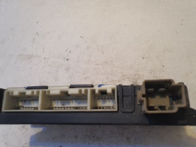 bontott JAGUAR S-TYPE Központizár Elektronika