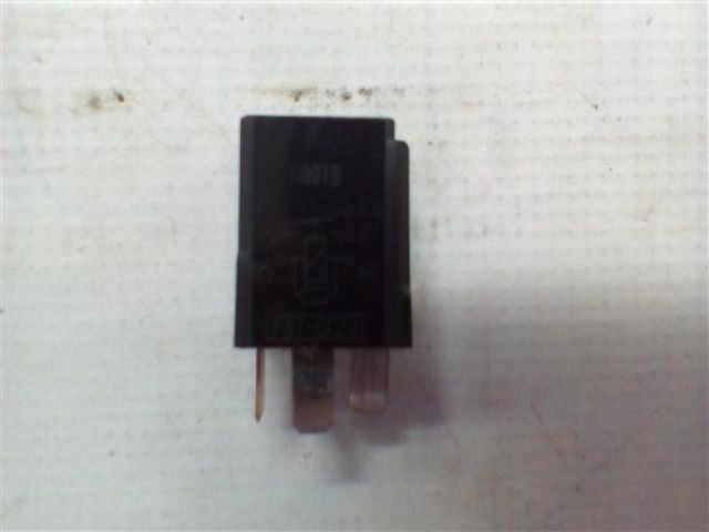 bontott JAGUAR S-TYPE Relé