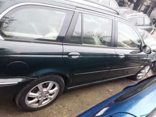 bontott JAGUAR X-TYPE Jobb első Kerékagy