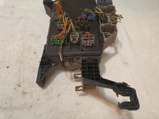 bontott JAGUAR X-TYPE Biztosítéktábla Utastér