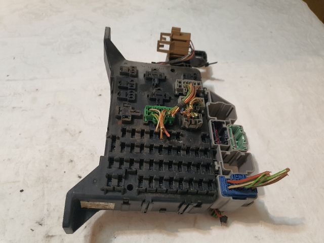 bontott JAGUAR X-TYPE Biztosítéktábla Utastér