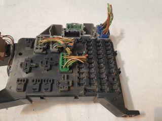 bontott JAGUAR X-TYPE Biztosítéktábla Utastér