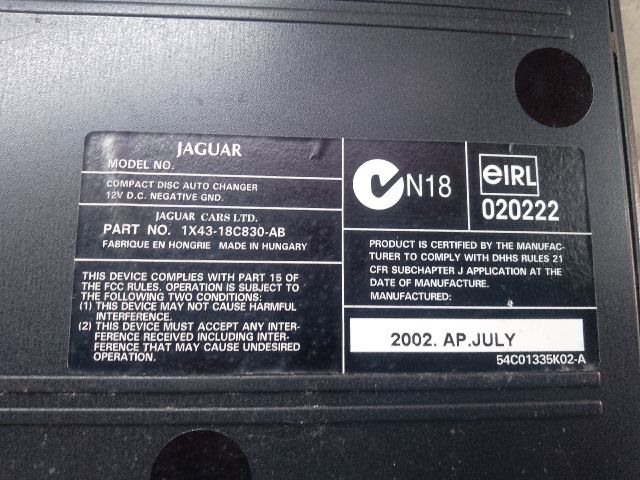 bontott JAGUAR X-TYPE CD / DVD Tár