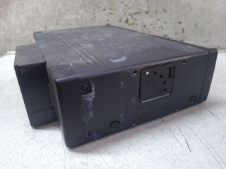 bontott JAGUAR X-TYPE CD / DVD Tár