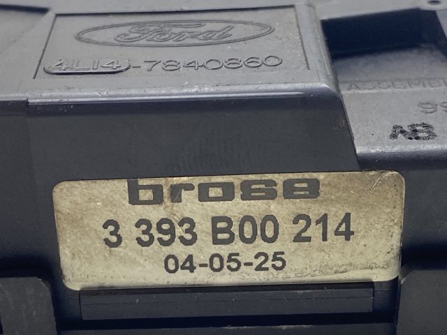 bontott JAGUAR X-TYPE Csomagtérajtó Zárszerkezet