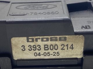 bontott JAGUAR X-TYPE Csomagtérajtó Zárszerkezet