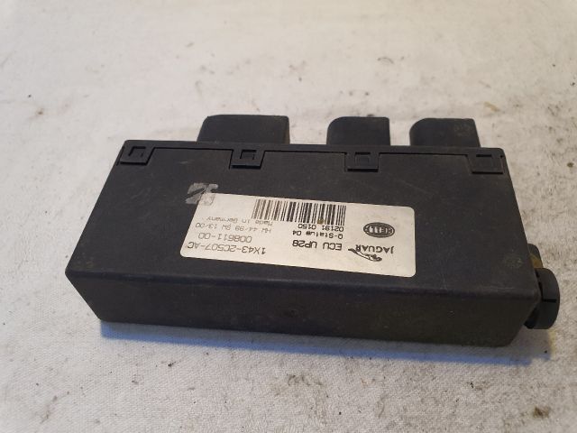 bontott JAGUAR X-TYPE Elektronika (Magában)