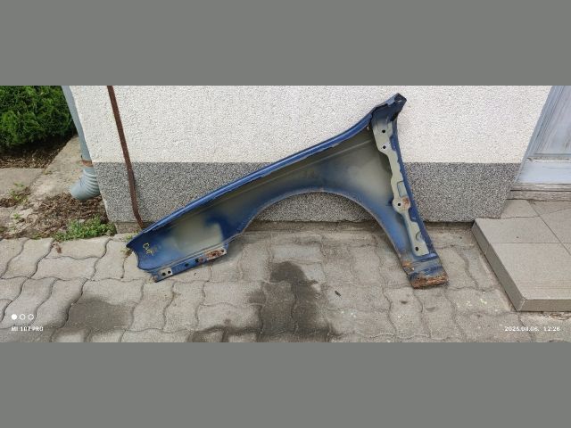 bontott JAGUAR X-TYPE Jobb első Sárvédő