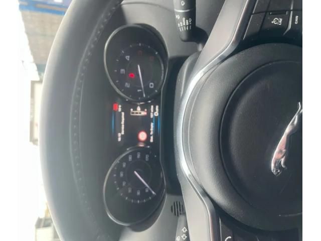 bontott JAGUAR XE Bal első Csonkállvány