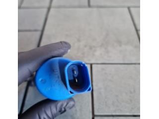 bontott JAGUAR XE Fényszórómosó Szivattyú