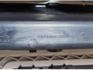 bontott JAGUAR XE Hátsó középső Szellőző