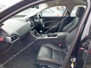 bontott JAGUAR XE Jobb első Biztonsági Öv