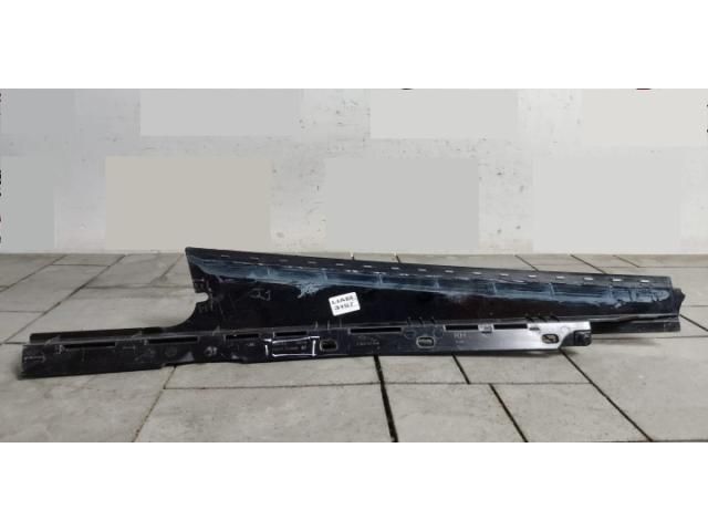 bontott JAGUAR XE Jobb hátsó Ajtó Díszléc