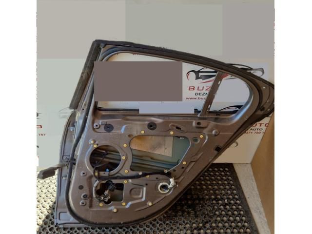 bontott JAGUAR XE Jobb hátsó Ajtó (Üres lemez)