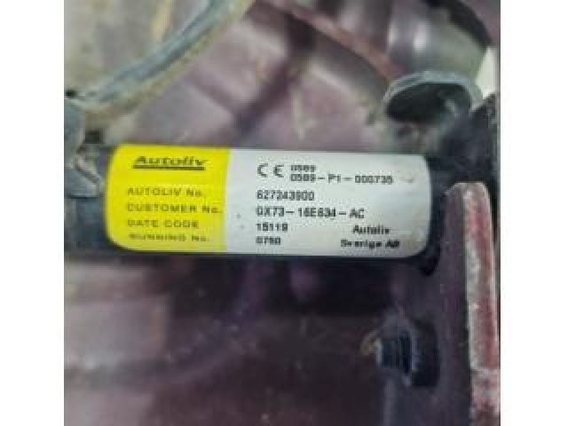 bontott JAGUAR XE Motorháztető Jobb Zsanér