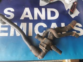 bontott JAGUAR XF Termosztátház Csővel