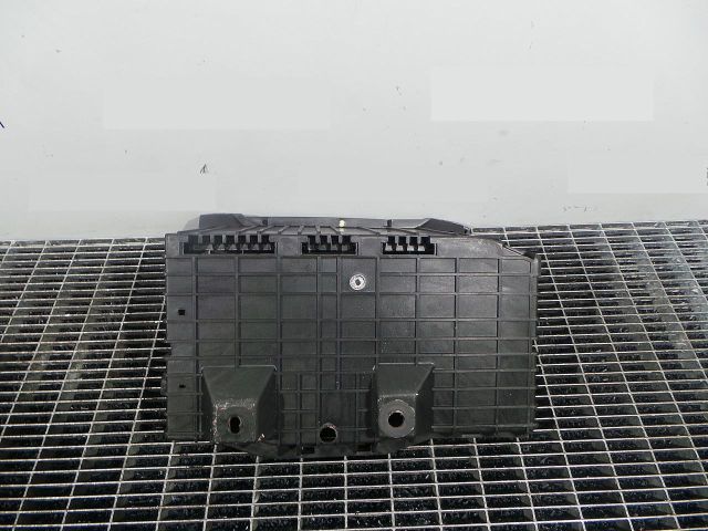 bontott JAGUAR XF Akkumulátor Tartó