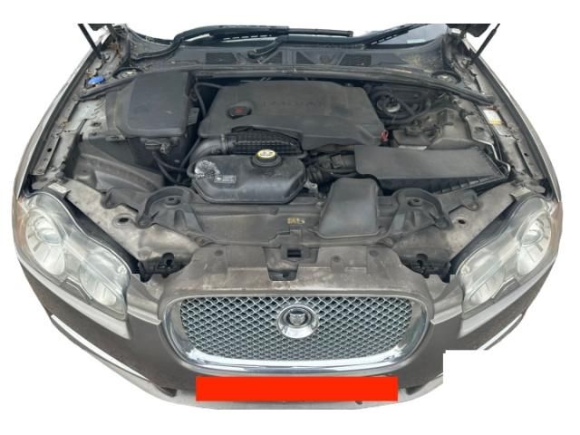 bontott JAGUAR XF Bal C Oszlop Burkolat