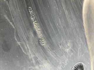 bontott JAGUAR XF Bal első Dobbetét (Kerékjárati, Műanyag)