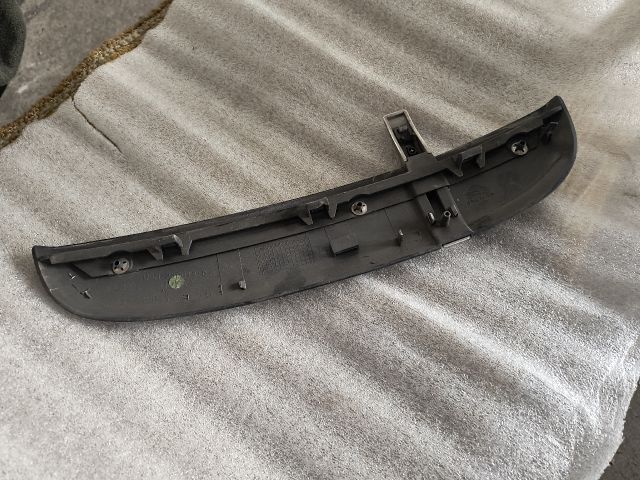 bontott JAGUAR XF Bal első Sárvédő Díszléc