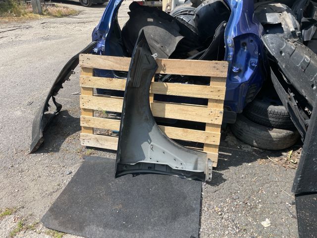 bontott JAGUAR XF Bal első Sárvédő