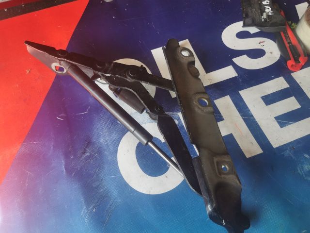 bontott JAGUAR XF Csomagtérajtó Jobb Zsanér