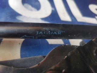 bontott JAGUAR XF Csomagtérajtó Jobb Zsanér