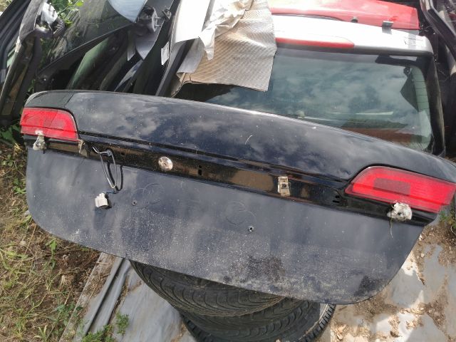 bontott JAGUAR XF Csomagtérajtó (Részeivel)