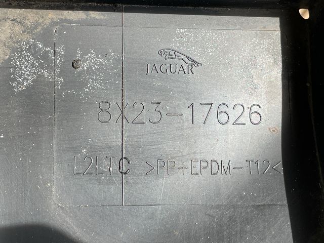 bontott JAGUAR XF Első Lökhárító Alsó (Műanyag)