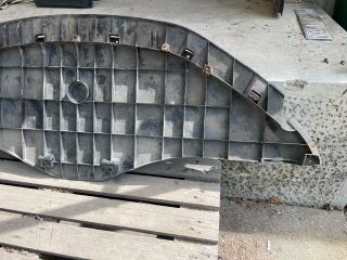 bontott JAGUAR XF Első Lökhárító Alsó (Műanyag)