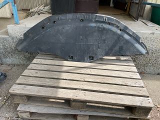 bontott JAGUAR XF Első Lökhárító Alsó (Műanyag)