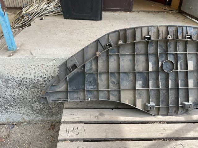 bontott JAGUAR XF Első Lökhárító Alsó (Műanyag)