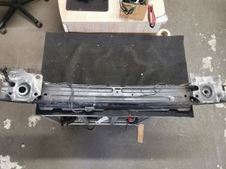 bontott JAGUAR XF Első Lökhárító Merevítő (Fém)