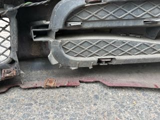 bontott JAGUAR XF Első Lökhárító (Részeivel)