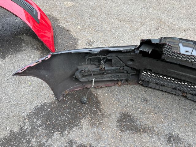 bontott JAGUAR XF Első Lökhárító (Részeivel)