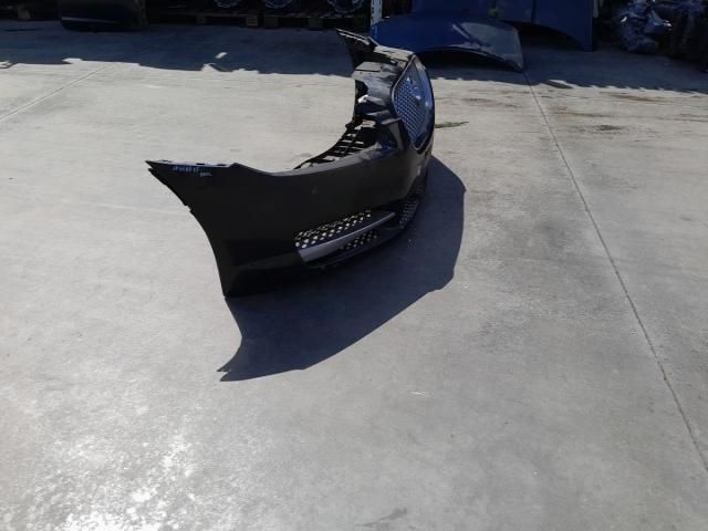 bontott JAGUAR XF Első Lökhárító (Üresen)