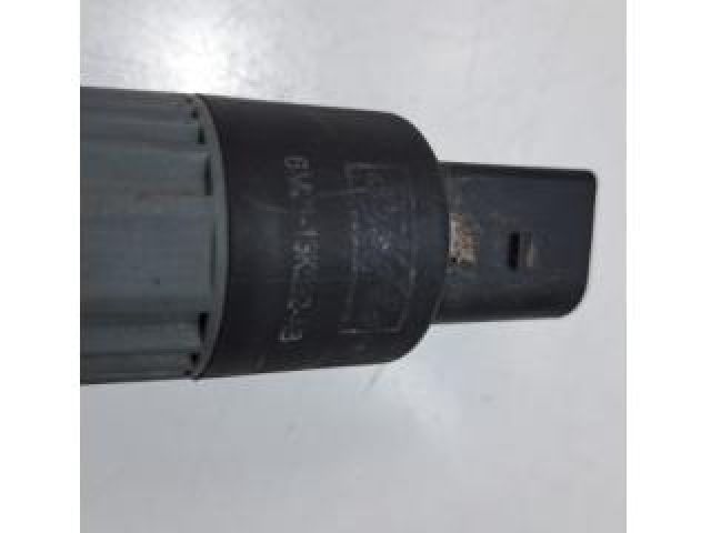 bontott JAGUAR XF Fényszórómosó Szivattyú