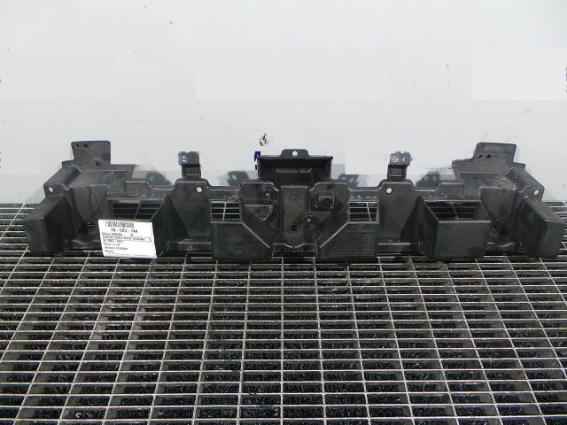 bontott JAGUAR XF Hátsó középső Lökhárító Tartó (Műanyag)